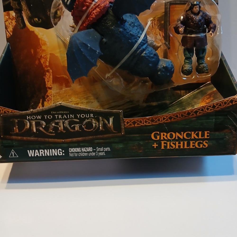 Spin Master How to Train Your Dragon Gronckle and Fishlegs Action Figure Set - Picture 5 of 8